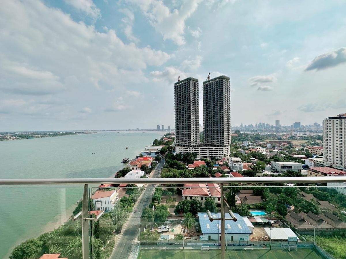 Infinity 28 Hotel And Residence Phnom Penh Dış mekan fotoğraf