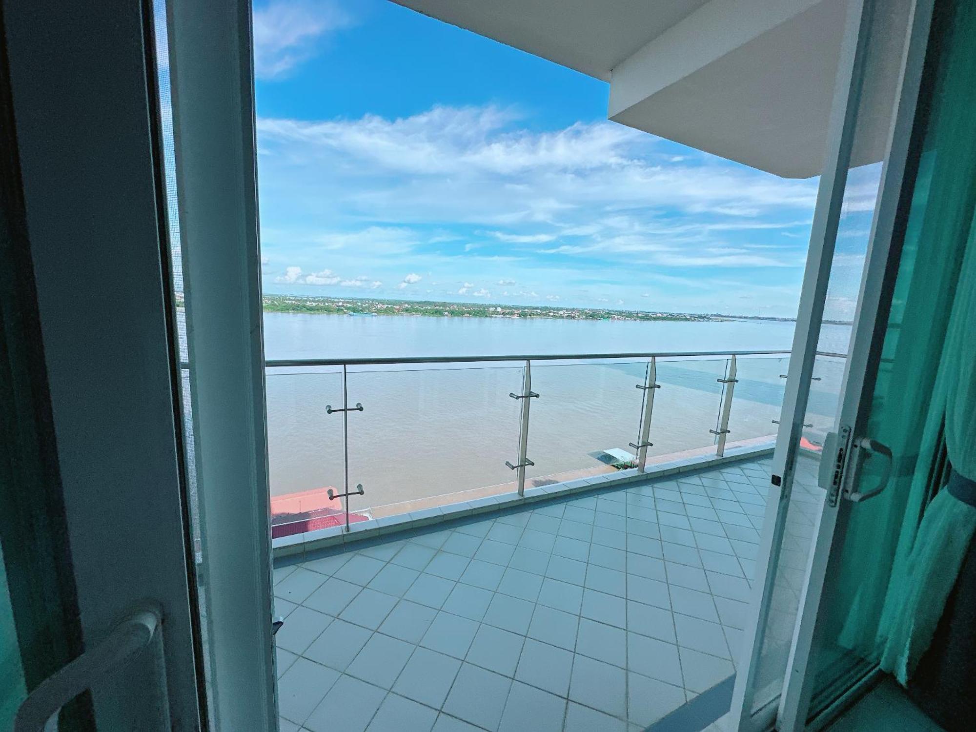 Infinity 28 Hotel And Residence Phnom Penh Dış mekan fotoğraf